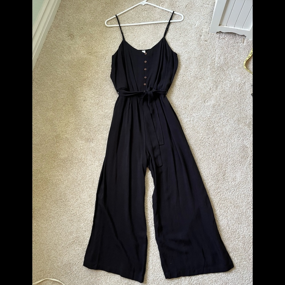 NWOT Mahina Boutique in Hawaii size s, black jumpsuit with spaghetti straps
